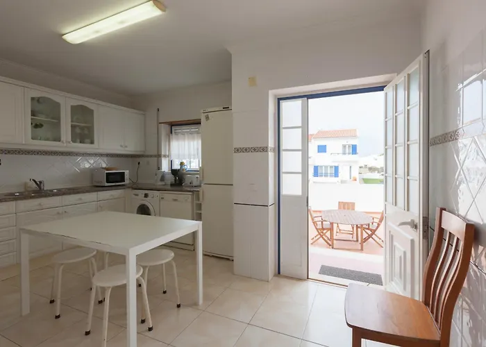 Flh Large House With Terrace 埃里塞拉